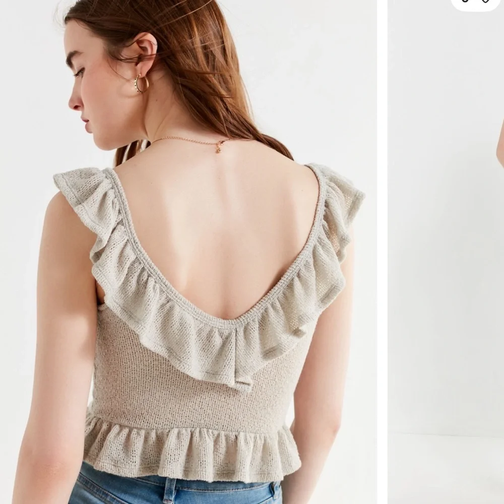 UO Tie-Front Ruffle Knit Grey Tank Top Women’s Size Small - Picture 2 of 5